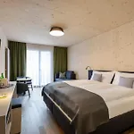 Hotel Aves