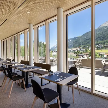 Hotel Jufa Savognin
