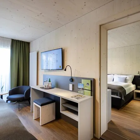 Hotel Jufa 3*
