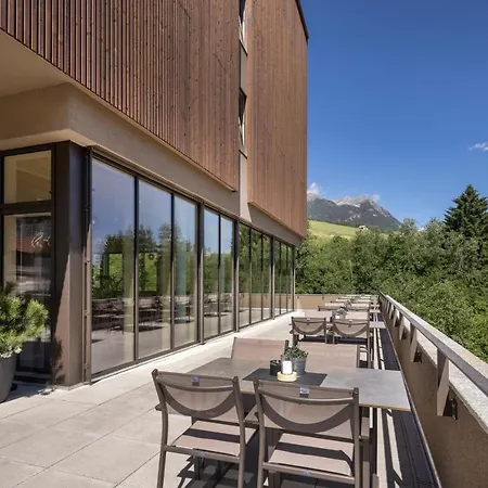 Hotel Jufa Savognin