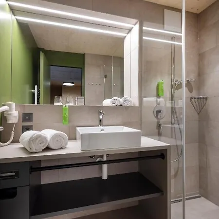 Aves Hotel Savognin