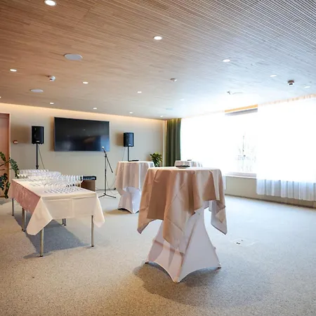 Aves Hotel Savognin